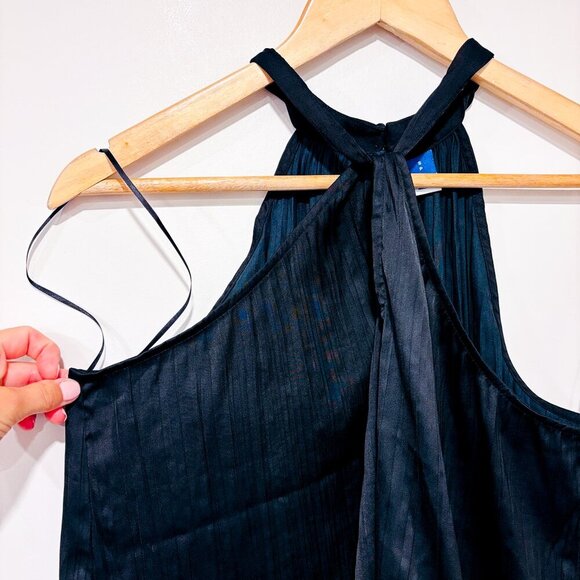 OLD NAVY – Black asymmetrical halter top | Pleated chic evening style | Small * - Picture 2 of 6